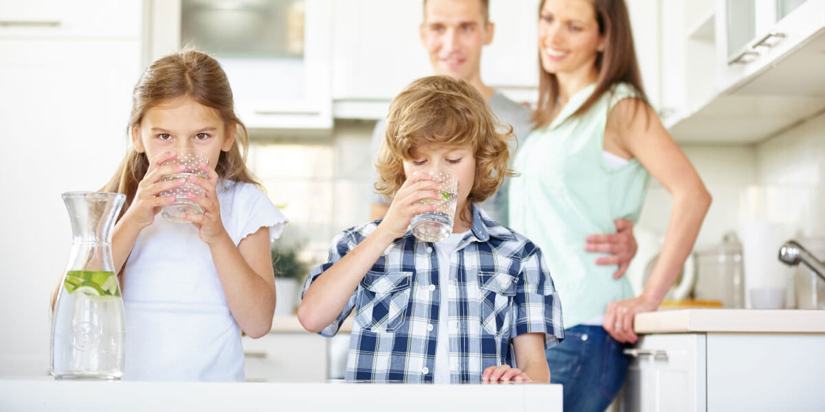 Ktorá je najlepšia voda na pitie pre deti?